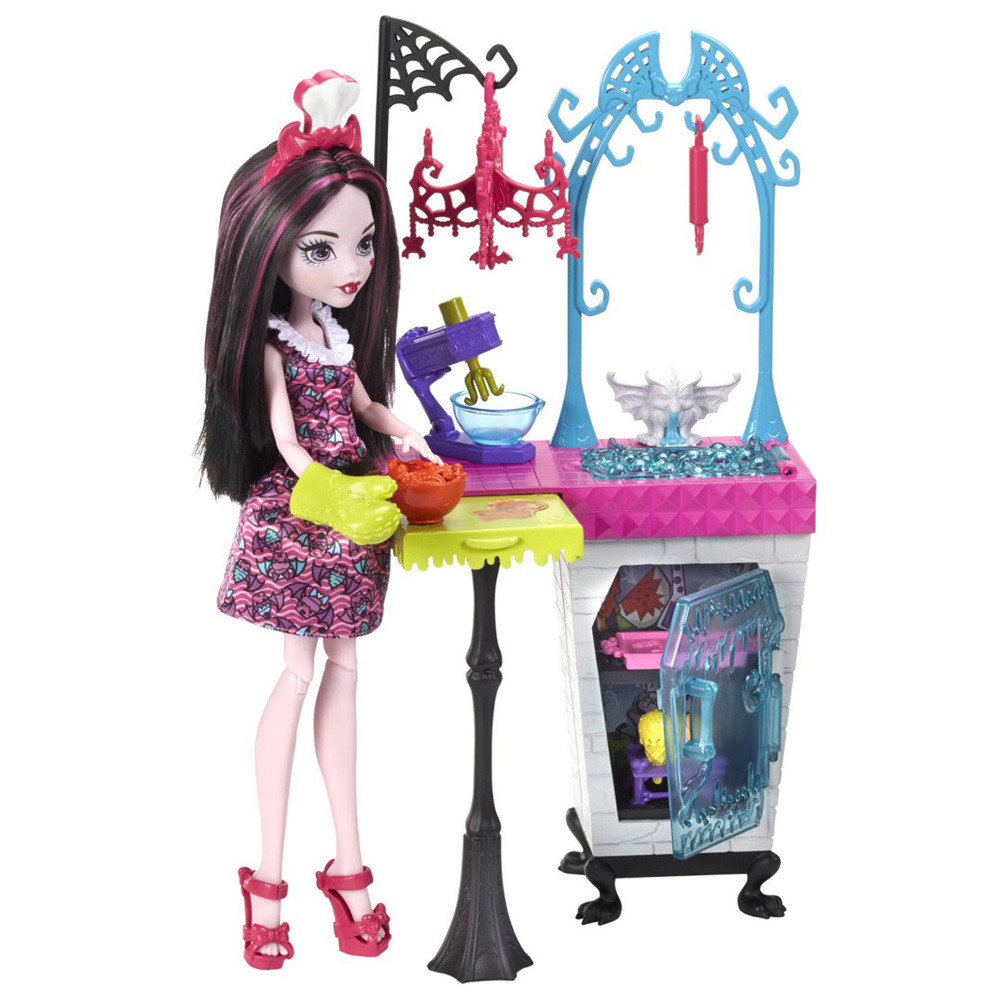 Draculaura